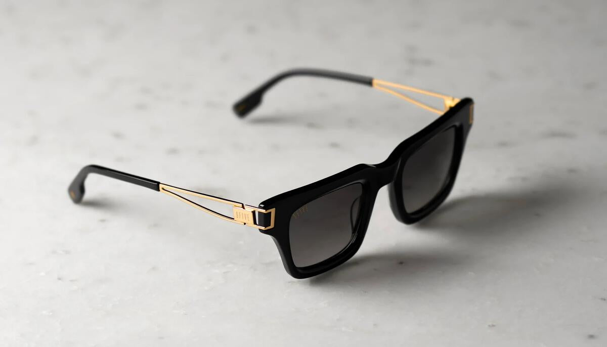 9 Five , Avenue - black and 24K gold