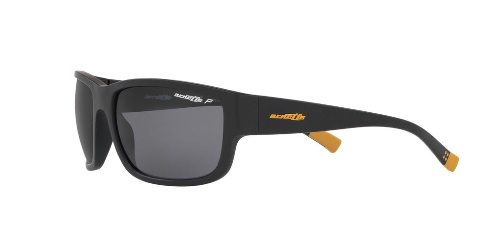 Arnette Bushwick 0AN4256 01/81 62 Matte Black / Polarized Dark Grey 62 / Plastic / Injected / Injected