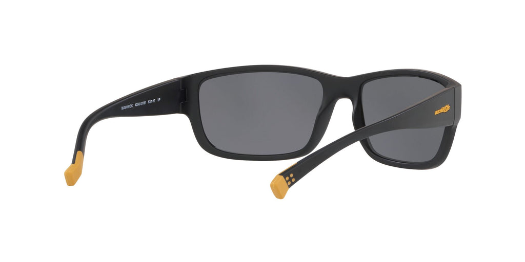 Arnette Bushwick 0AN4256 01/81 62 Matte Black / Polarized Dark Grey 62 / Plastic / Injected / Injected