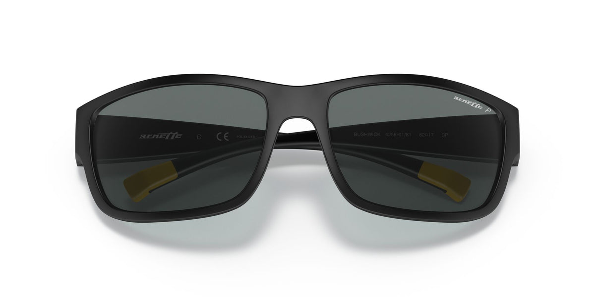 Arnette Bushwick 0AN4256 01/81 62 Matte Black / Polarized Dark Grey 62 / Plastic / Injected / Injected