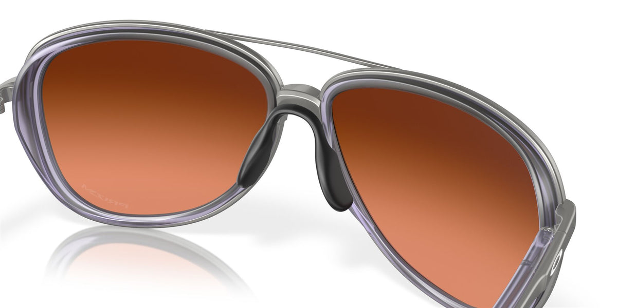 Oakley Split Time 0OO4129 412926 58 Matte Trans Lilac / Prizm Brown Gradient