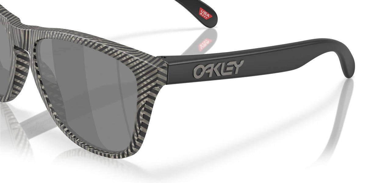 Oakley Frogskins OO9013 9013M0 55 Matt Grey Ink Fingerprint / Prizm Black