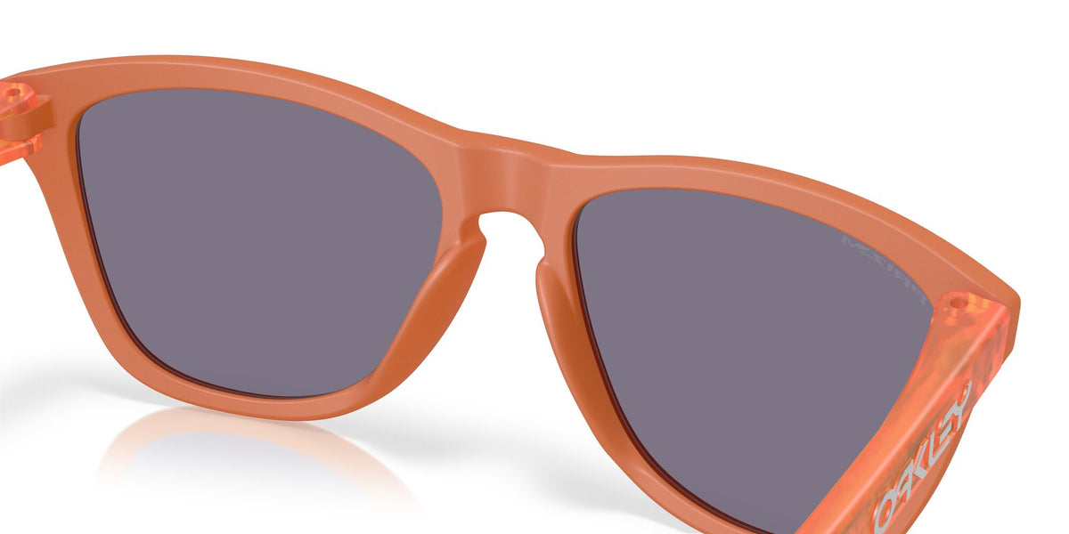 Oakley Frogskins OO9013 9013M1 55 Matte Ginger / Prizm Grey