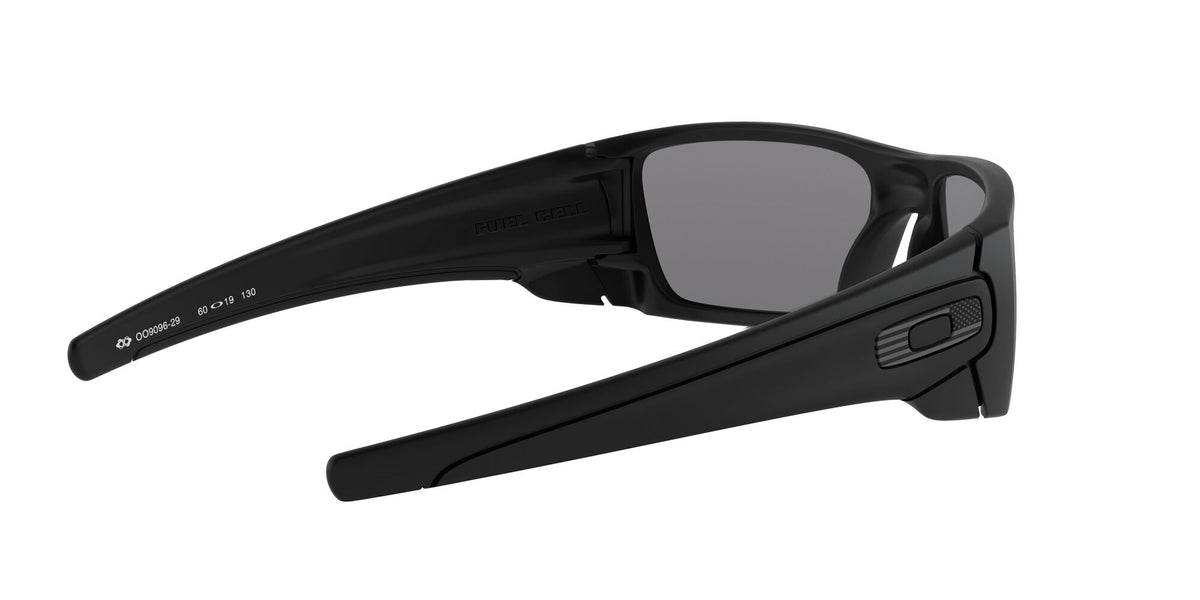 Oakley Fuel Cell 0OO9096 909629 60 Matte Black / Grey