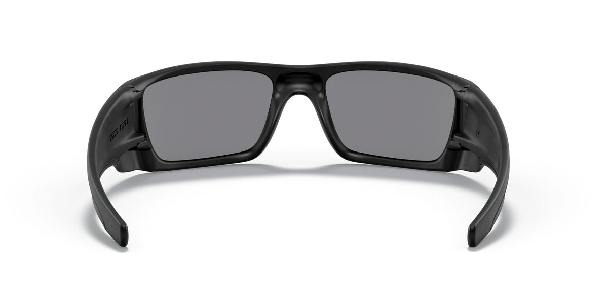 Oakley Fuel Cell 0OO9096 909629 60 Matte Black / Grey