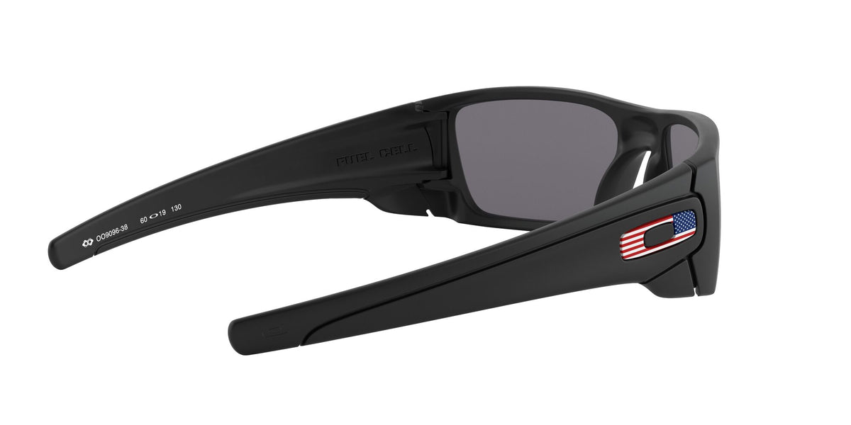 Oakley Fuel Cell 0OO9096 909638 60 Matte Black / Grey