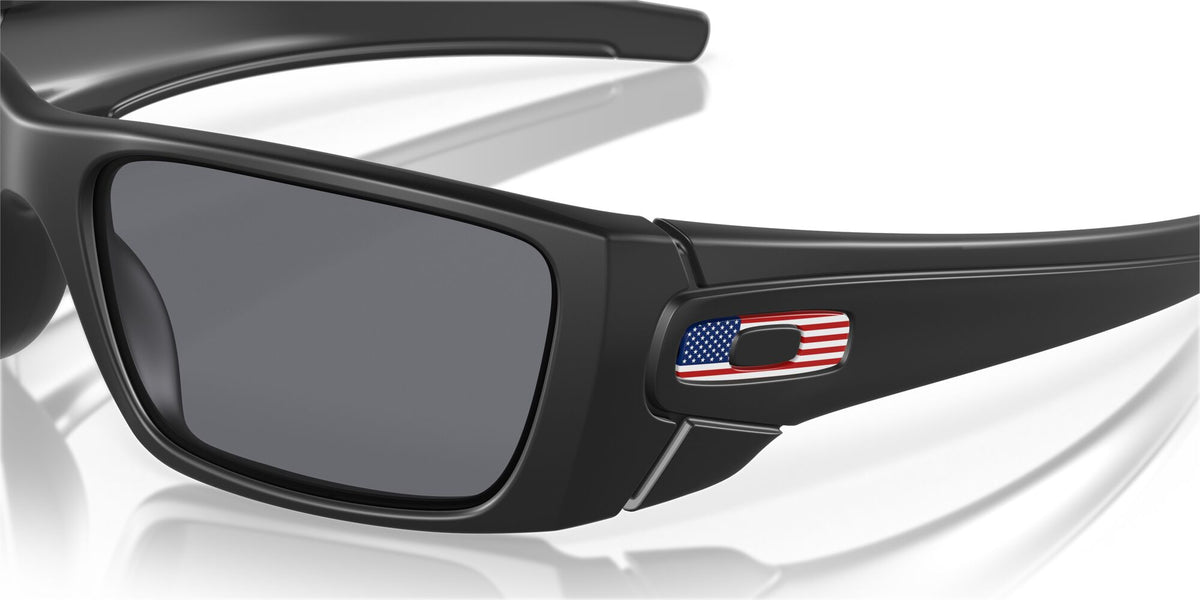 Oakley Fuel Cell 0OO9096 909638 60 Matte Black / Grey
