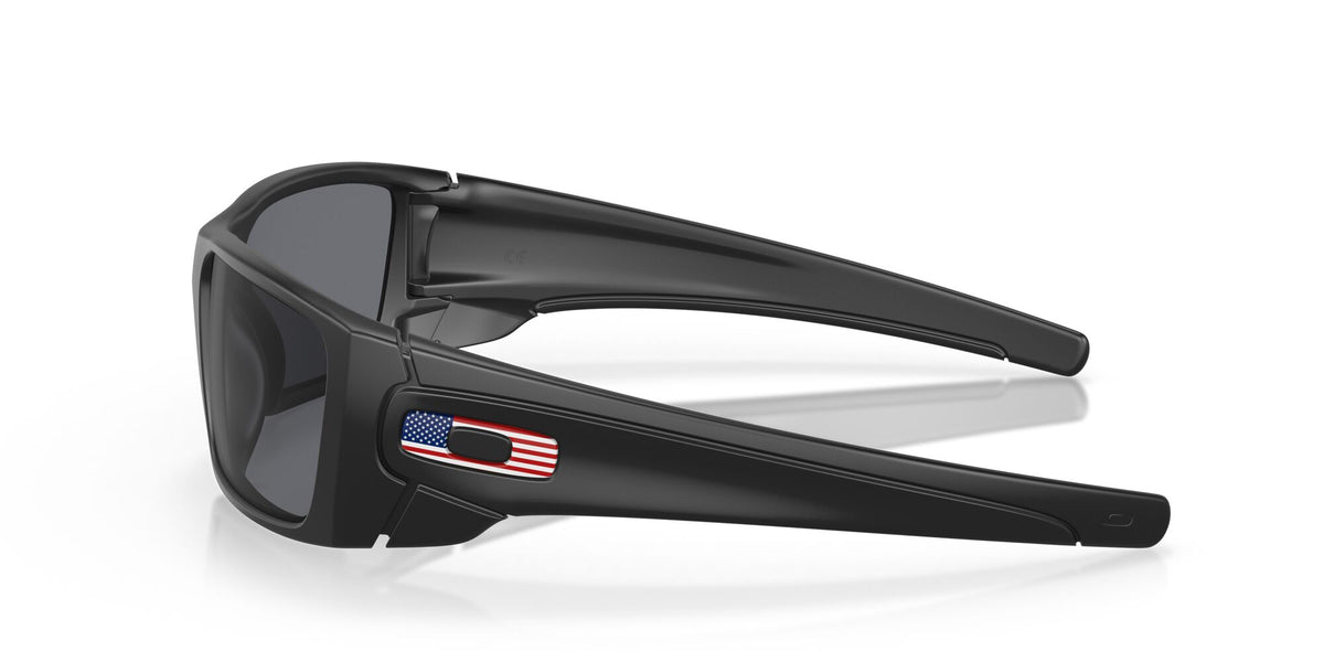 Oakley Fuel Cell 0OO9096 909638 60 Matte Black / Grey