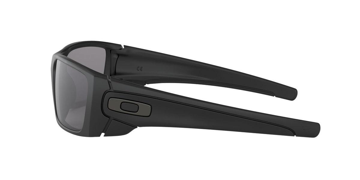 Oakley Fuel Cell 0OO9096 909605 60 Matte Black / Grey Polarized 60 / Polycarbonate / Injected / Injected
