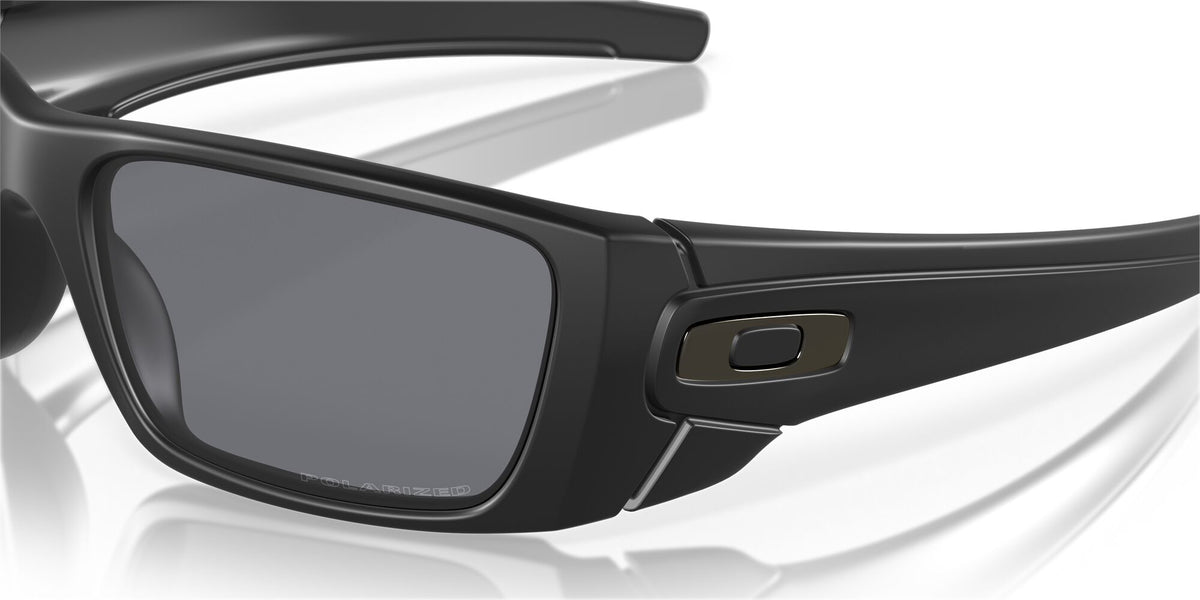 Oakley Fuel Cell 0OO9096 909605 60 Matte Black / Grey Polarized 60 / Polycarbonate / Injected / Injected
