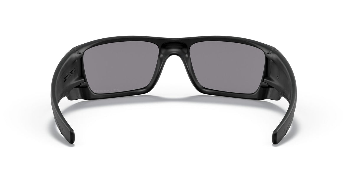 Oakley Fuel Cell 0OO9096 909605 60 Matte Black / Grey Polarized 60 / Polycarbonate / Injected / Injected