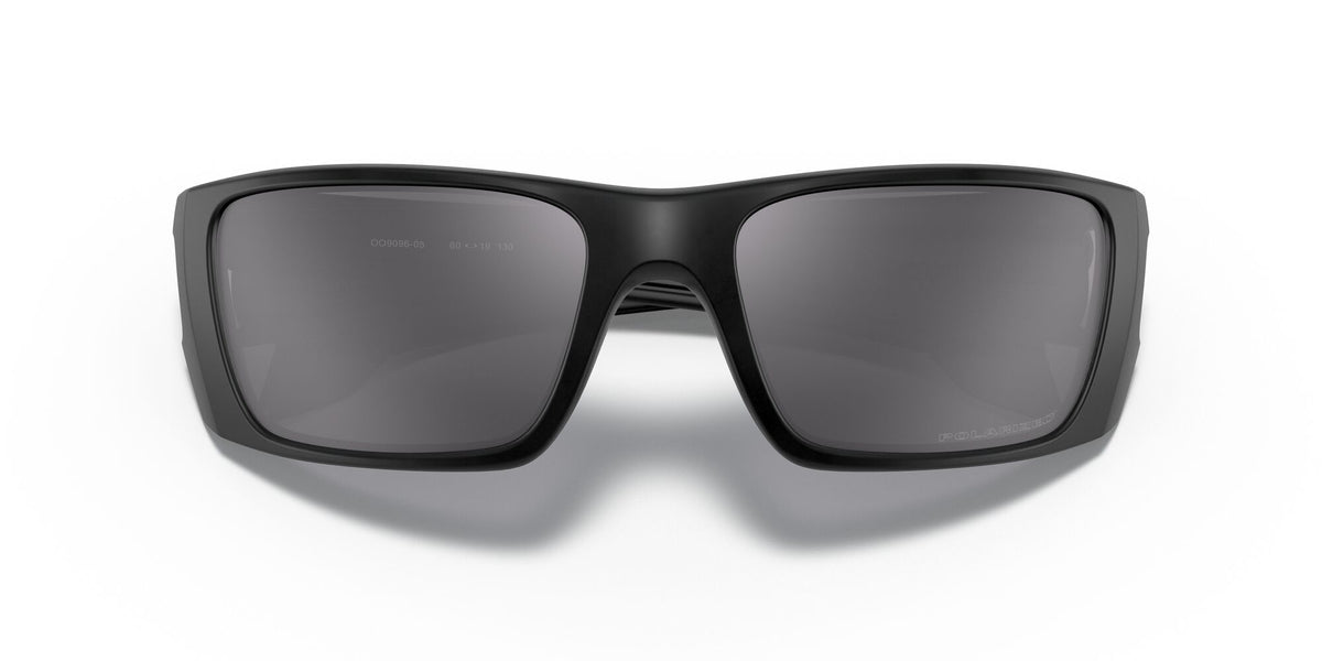 Oakley Fuel Cell 0OO9096 909605 60 Matte Black / Grey Polarized 60 / Polycarbonate / Injected / Injected