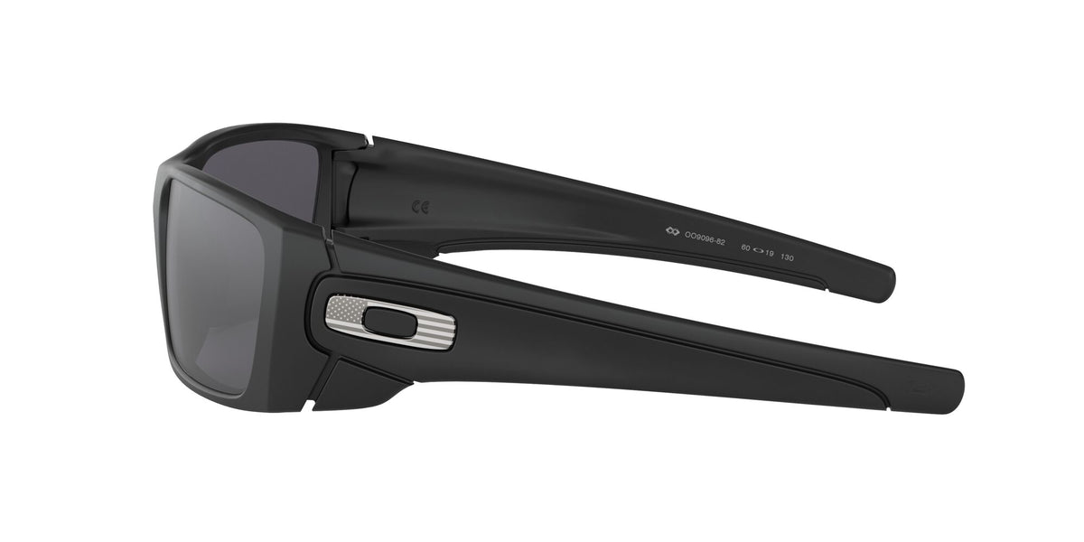 Oakley Fuel Cell 0OO9096 909682 60 Matte Black / Black Iridium 60 / Polycarbonate / O_matter / Injected