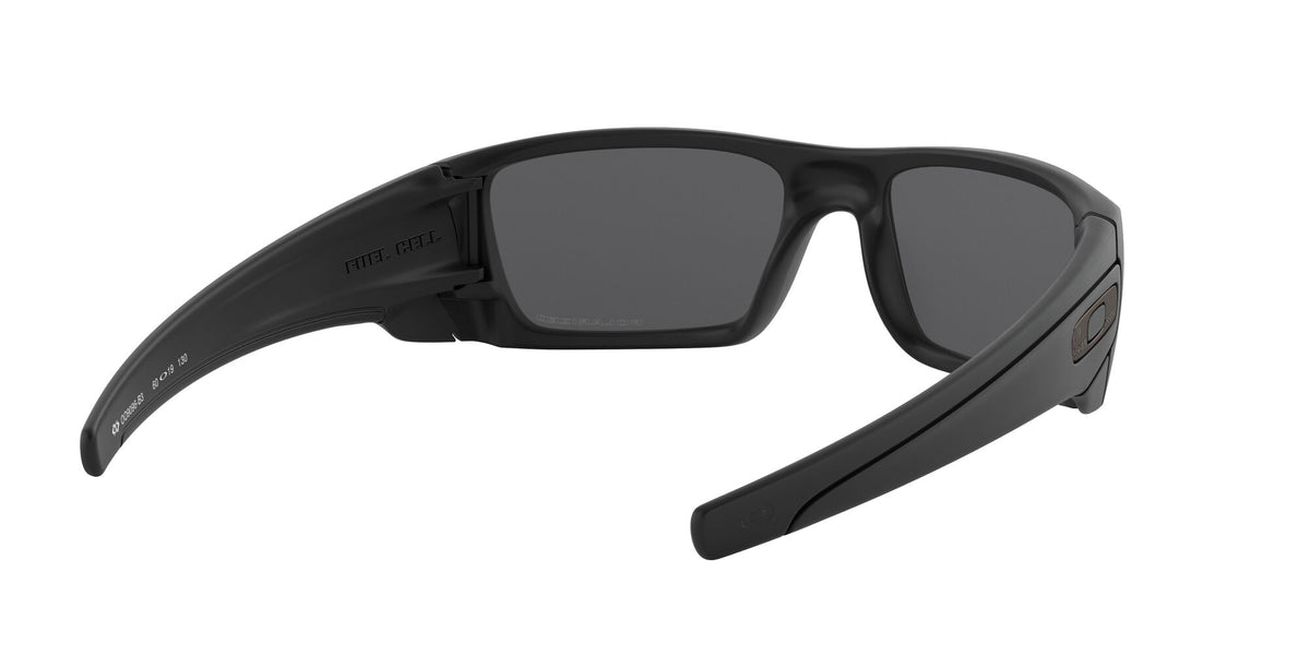 Oakley Fuel Cell 0OO9096 9096B3 60 Cerakote Graphite Black / Black Iridium Polarized 60 / Polycarbonate / O_matter / Injected