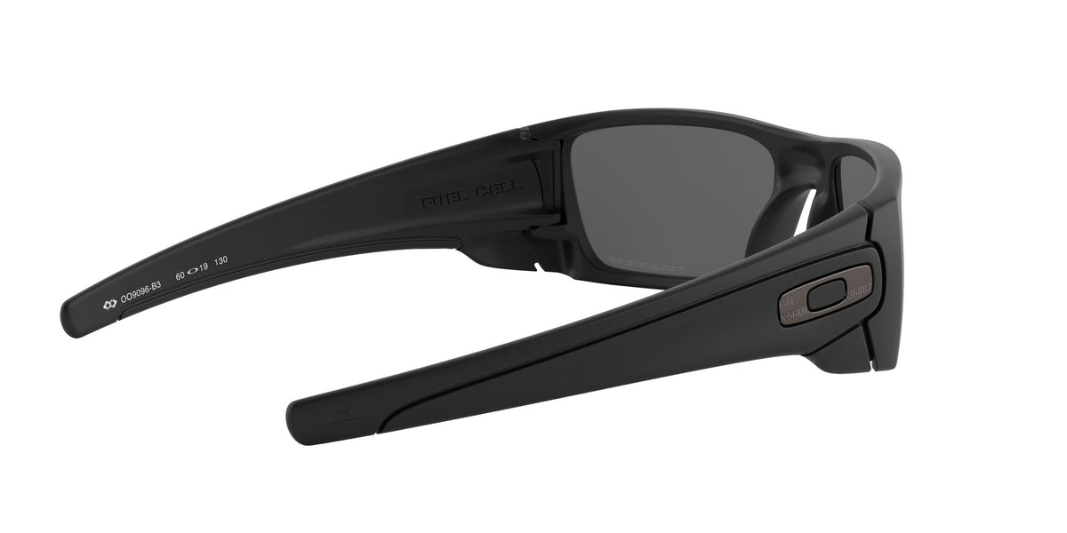 Oakley Fuel Cell 0OO9096 9096B3 60 Cerakote Graphite Black / Black Iridium Polarized 60 / Polycarbonate / O_matter / Injected