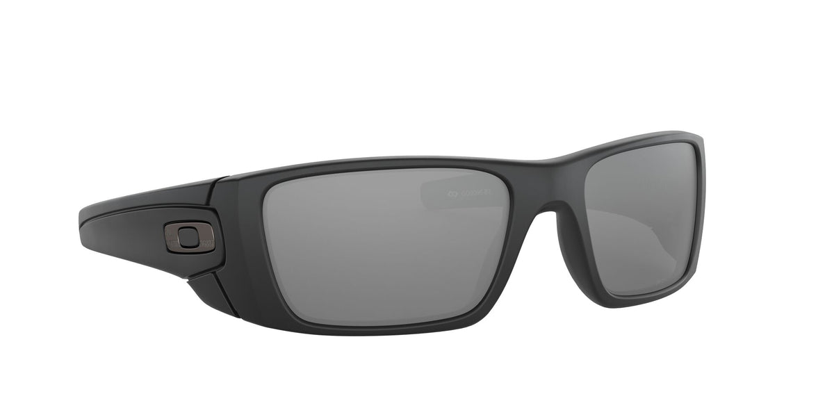 Oakley Fuel Cell 0OO9096 9096B3 60 Cerakote Graphite Black / Black Iridium Polarized 60 / Polycarbonate / O_matter / Injected
