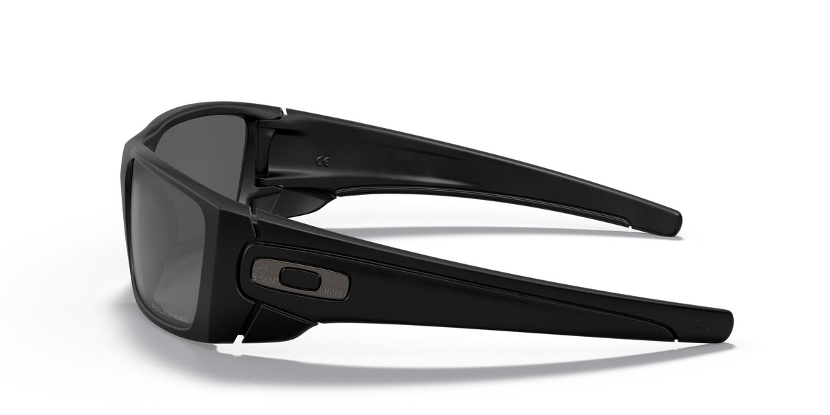 Oakley Fuel Cell 0OO9096 9096B3 60 Cerakote Graphite Black / Black Iridium Polarized 60 / Polycarbonate / O_matter / Injected