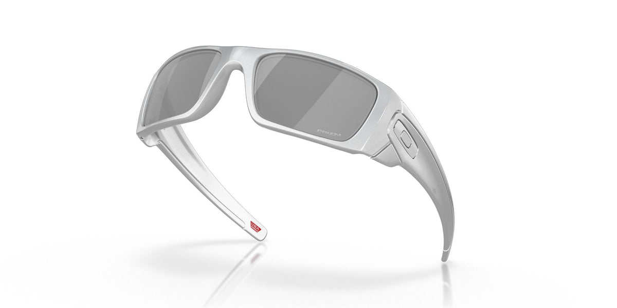 OO 9096 Oakley Fuel Cell X-Silver / Prizm Black 60 60 / Polycarbonate / O_matter / Injected