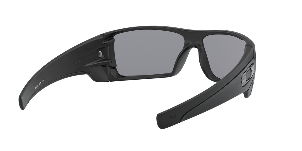 OO 9101 Oakley Batwolf Matte Black / Grey Polarised 27 27 / Plastic / Plastic