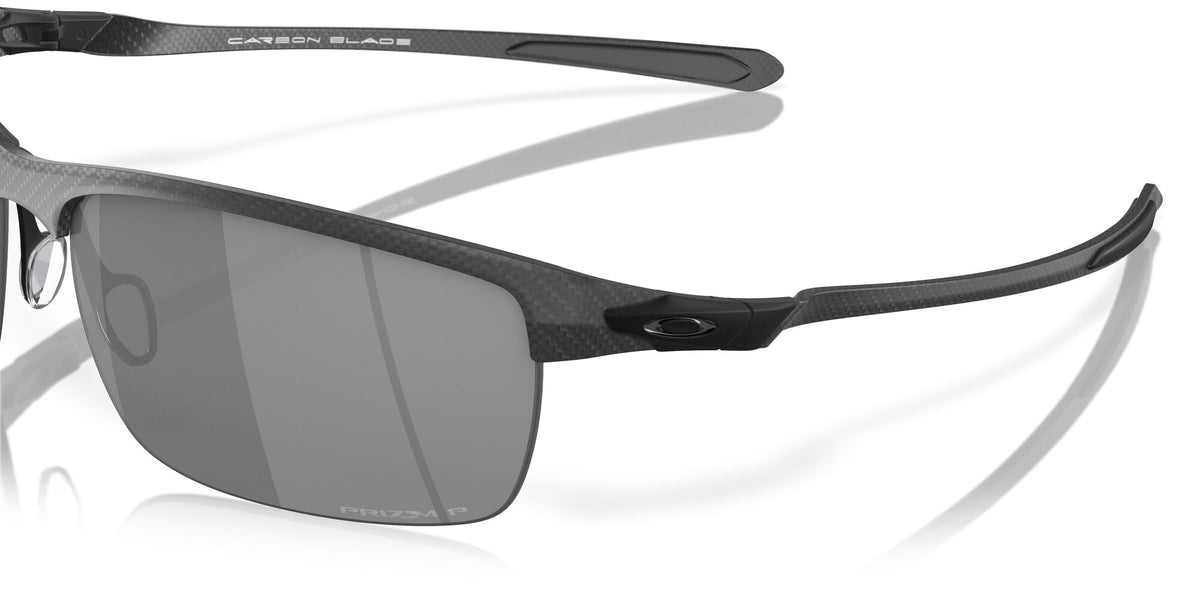 OO 9174 Oakley Carbon Blade Matte Carbon Fiber / Prizm Black Polarised 66 66 / Plastic / Metal