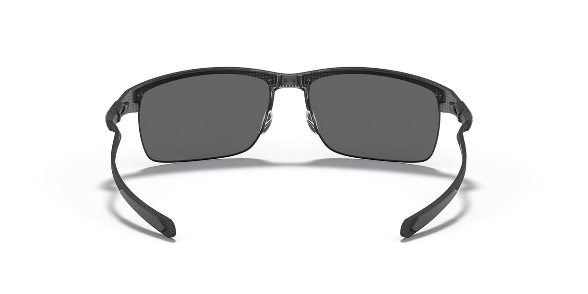 OO 9174 Oakley Carbon Blade Matte Carbon Fiber / Prizm Black Polarised 66 66 / Plastic / Metal