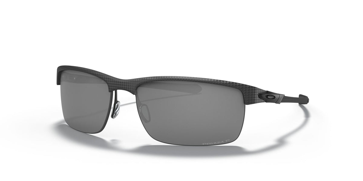 OO 9174 Oakley Carbon Blade Matte Carbon Fiber / Prizm Black Polarised 66 66 / Plastic / Metal