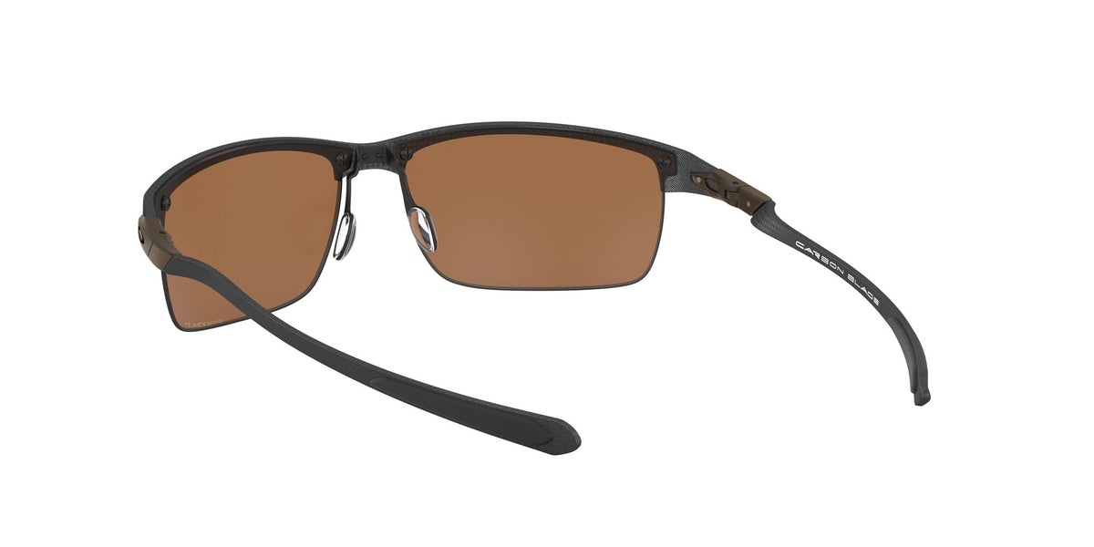 OO 9174 Oakley Carbon Blade Matte Carbon Fiber / Prizm Tungsten Polarised 66 66 / Plastic / Metal