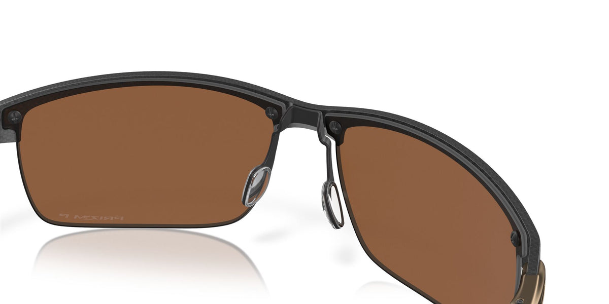OO 9174 Oakley Carbon Blade Matte Carbon Fiber / Prizm Tungsten Polarised 66 66 / Plastic / Metal