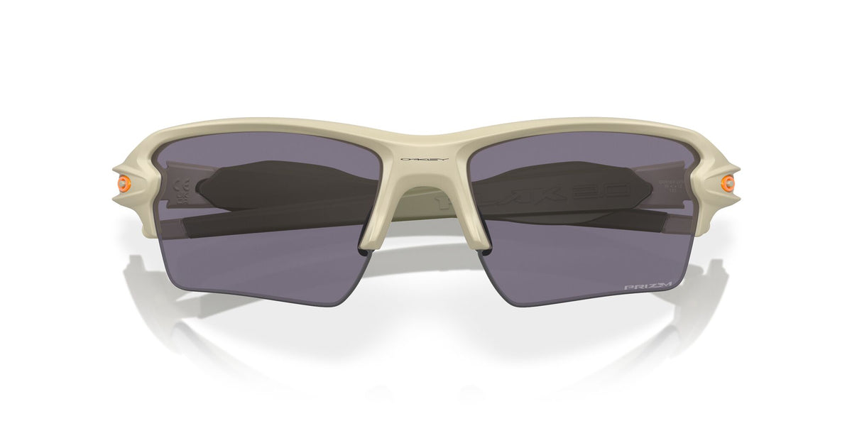 Oakley Flak 2.0 Xl 0OO9188 9188J2 59 Matte Sand / Prizm Grey 59 / Polycarbonate / O_matter / Injected