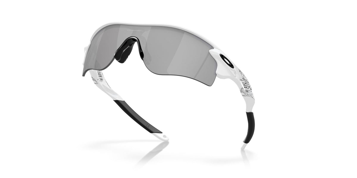 Oakley Radarlock Path (A) 0OO9206 920602 38 Matte White / Slate Iridium 38 / Polyamide / O_matter /