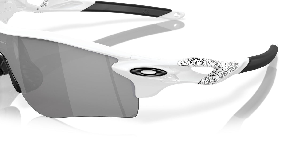 Oakley Radarlock Path (A) 0OO9206 920602 38 Matte White / Slate Iridium 38 / Polyamide / O_matter /