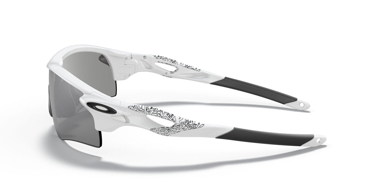 Oakley Radarlock Path (A) 0OO9206 920602 38 Matte White / Slate Iridium 38 / Polyamide / O_matter /