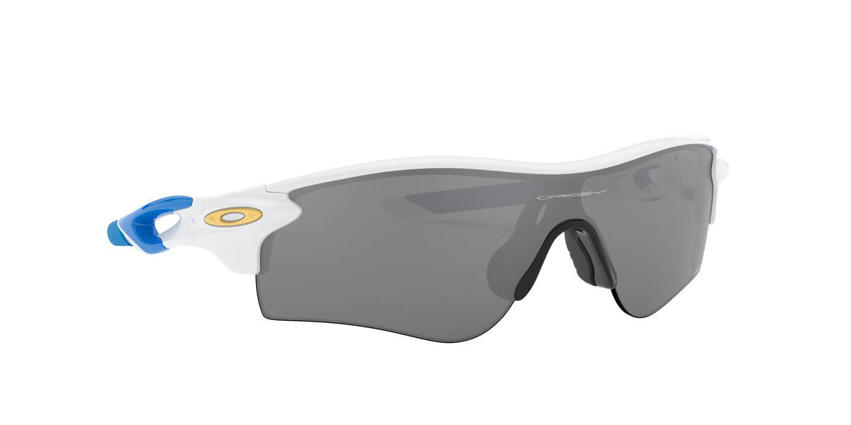 OO 9206 Oakley Radarlock Path (A) Polished White / Prizm Black 38 38 / Plastic / Plastic