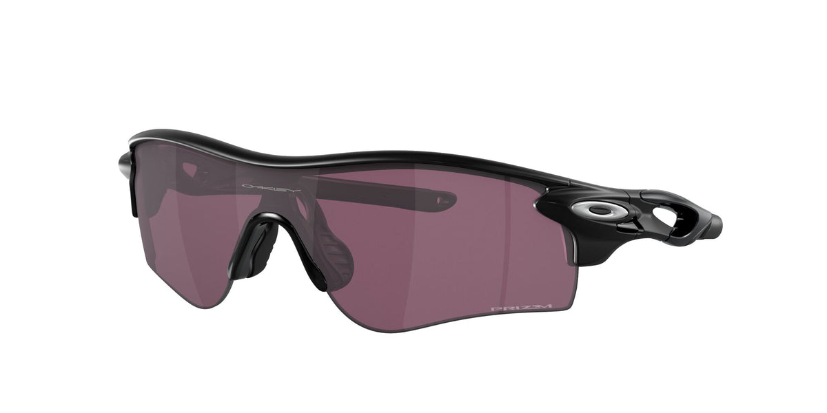 OO 9206 Oakley Radarlock Path (A) Matte Black /  In Prizm Road Black 38 / Plastic / Plastic