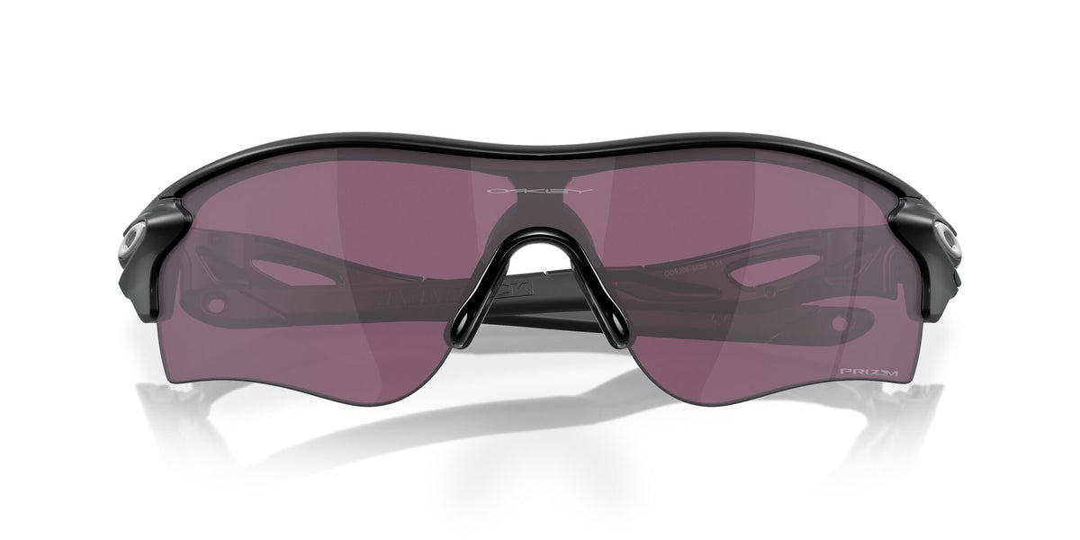 OO 9206 Oakley Radarlock Path (A) Matte Black /  In Prizm Road Black 38 / Plastic / Plastic