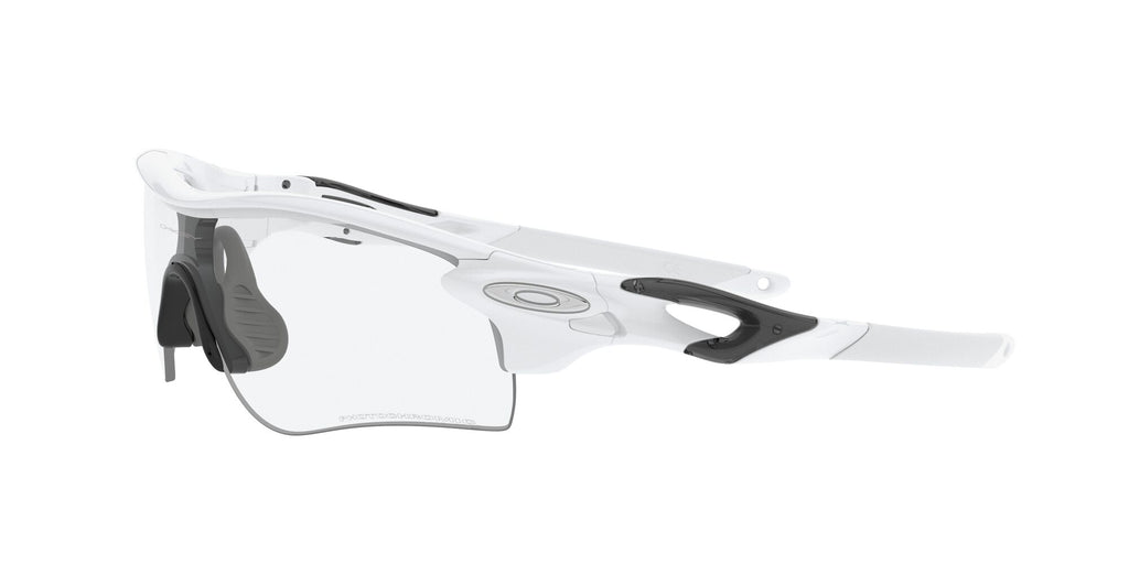 Oakley Radarlock Path (A) 0OO9206 920669 38 White Out / Clear to Black Iridium Photochromic 38 / Plastic / Plastic