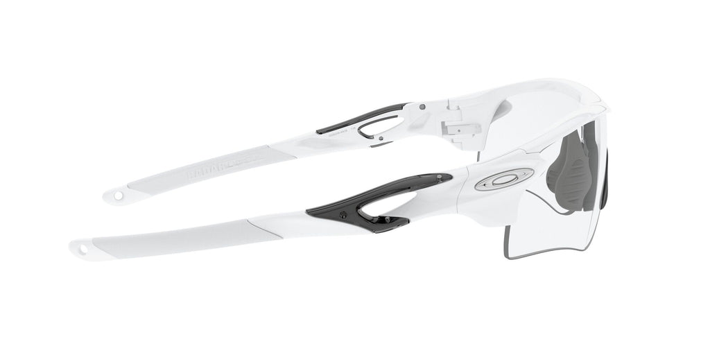 Oakley Radarlock Path (A) 0OO9206 920669 38 White Out / Clear to Black Iridium Photochromic 38 / Plastic / Plastic