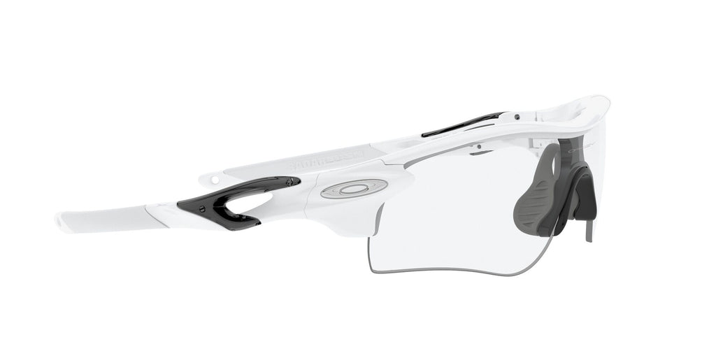 Oakley Radarlock Path (A) 0OO9206 920669 38 White Out / Clear to Black Iridium Photochromic 38 / Plastic / Plastic