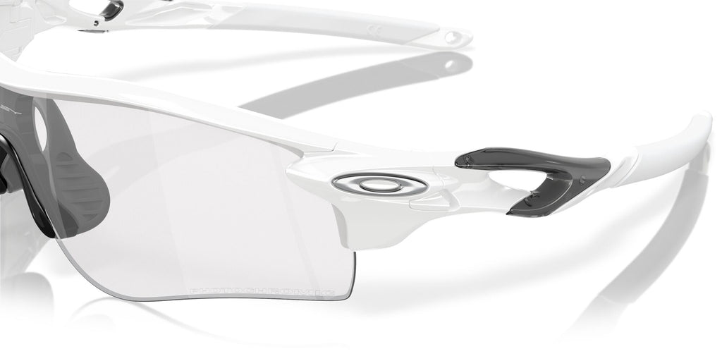Oakley Radarlock Path (A) 0OO9206 920669 38 White Out / Clear to Black Iridium Photochromic 38 / Plastic / Plastic