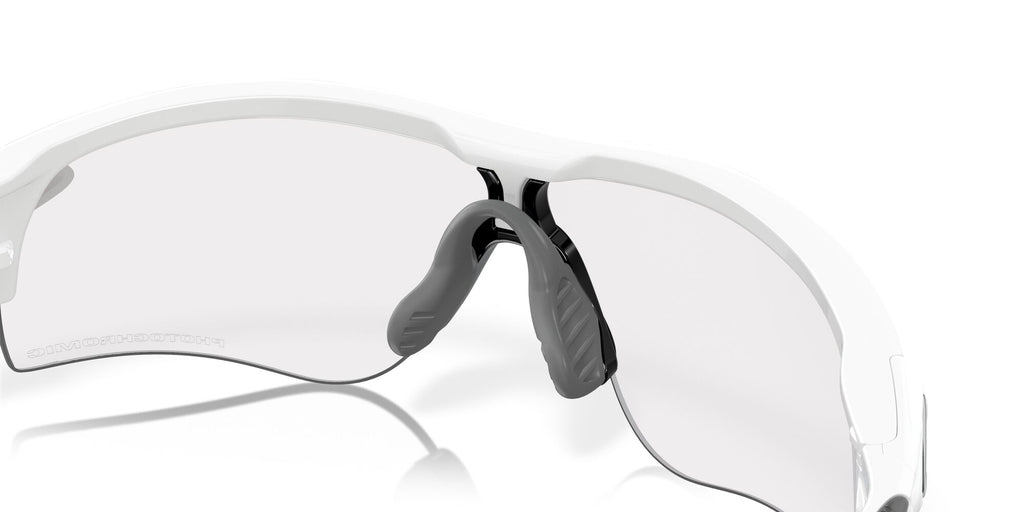 Oakley Radarlock Path (A) 0OO9206 920669 38 White Out / Clear to Black Iridium Photochromic 38 / Plastic / Plastic