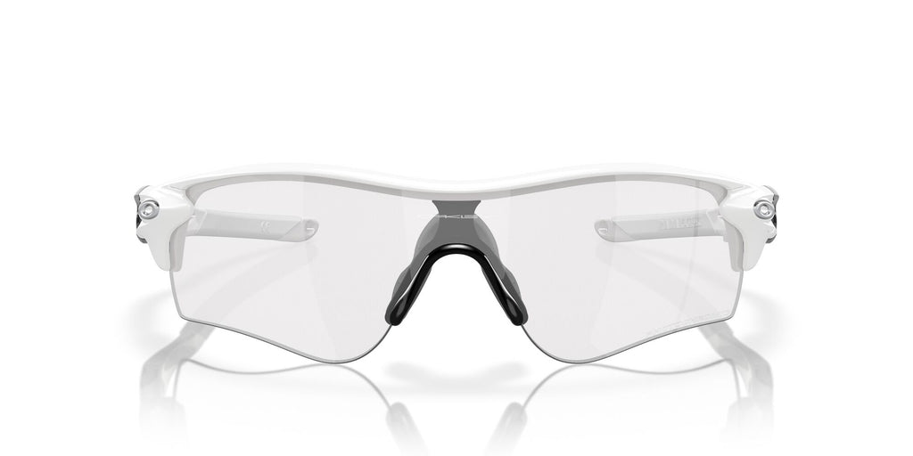 Oakley Radarlock Path (A) 0OO9206 920669 38 White Out / Clear to Black Iridium Photochromic 38 / Plastic / Plastic