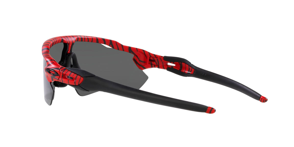 OO 9208 Oakley Radar Ev Path Red Tiger / Prizm Black 38 38 / Polycarbonate / O_matter / Injected