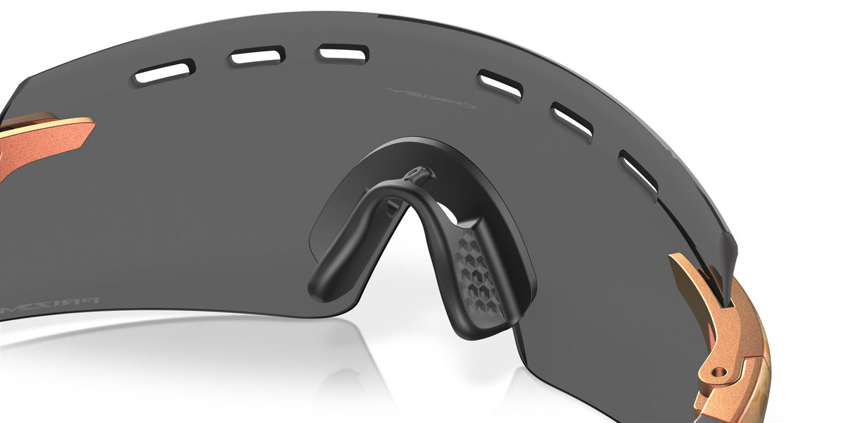 Oakley Encoder Strike Vented 0OO9235 923512 39 Matte Red/Gold Colorshift / Prizm Black 39 / Polycarbonate / O_matter / Injected
