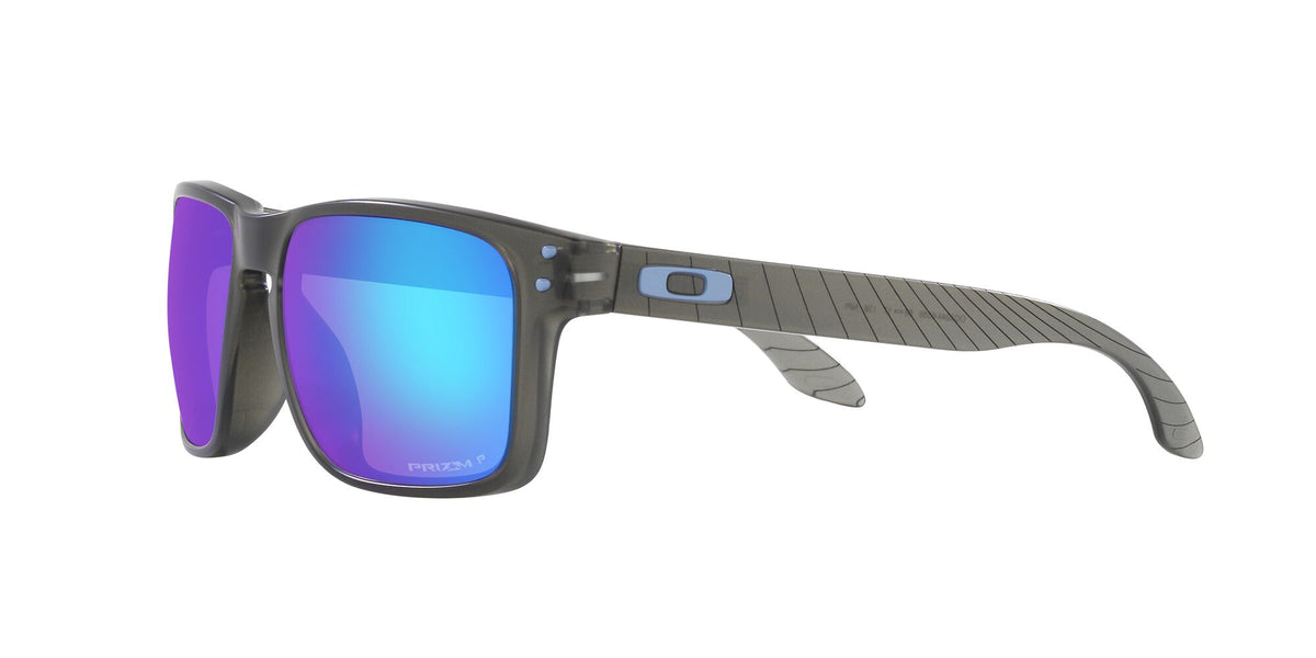 OO 9244 Oakley Holbrook (A) Matte Grey Smoke / Prizm Sapphire Polarised 56 56 / Polycarbonate / O_matter / Injected