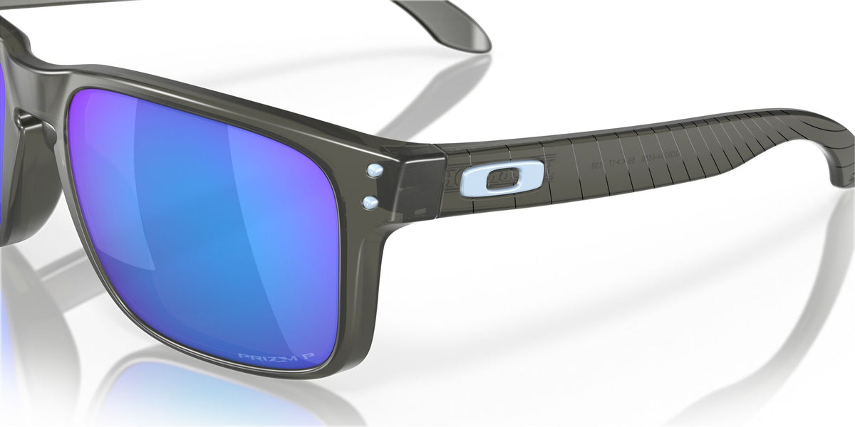 OO 9244 Oakley Holbrook (A) Matte Grey Smoke / Prizm Sapphire Polarised 56 56 / Polycarbonate / O_matter / Injected