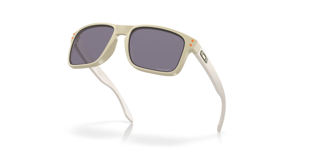 Oakley Holbrook (A) 0OO9244 924468 56 Matte Sand / Prizm Grey 56 / Polycarbonate / O_matter / Injected