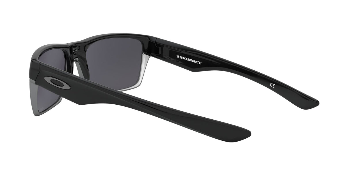 OO 9256 Oakley Twoface (A) Polished Black / Black Iridium Polarised 60 60 / Polycarbonate / O_matter / Molded