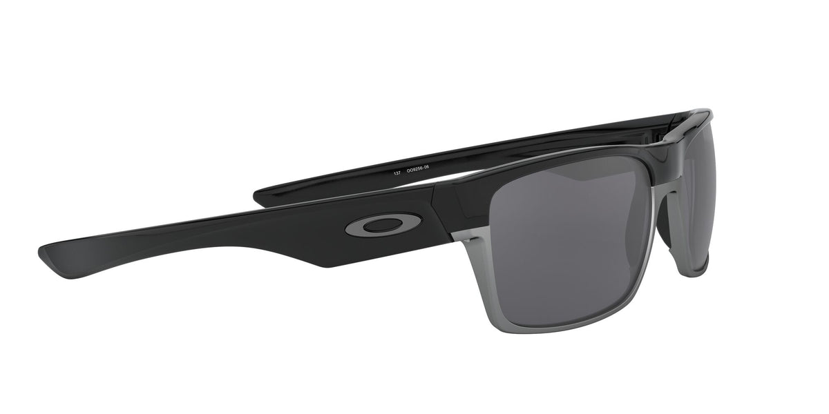 OO 9256 Oakley Twoface (A) Polished Black / Black Iridium Polarised 60 60 / Polycarbonate / O_matter / Molded