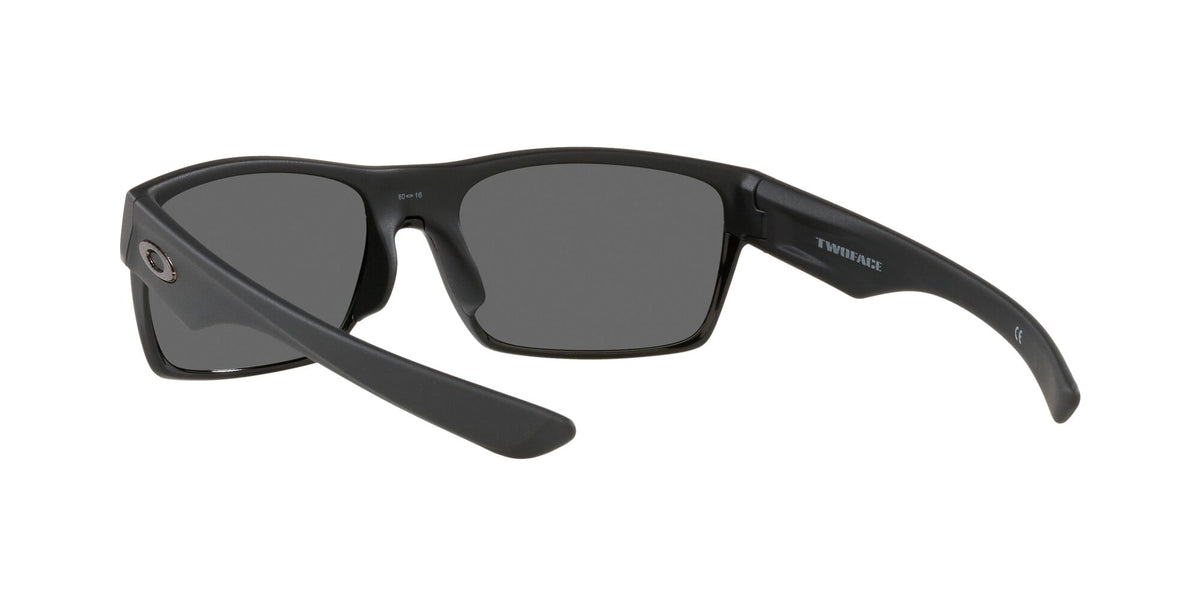 OO 9256 Oakley Twoface (A) Matte Black / Prizm Black 60 60 / Polycarbonate / O_matter / Molded
