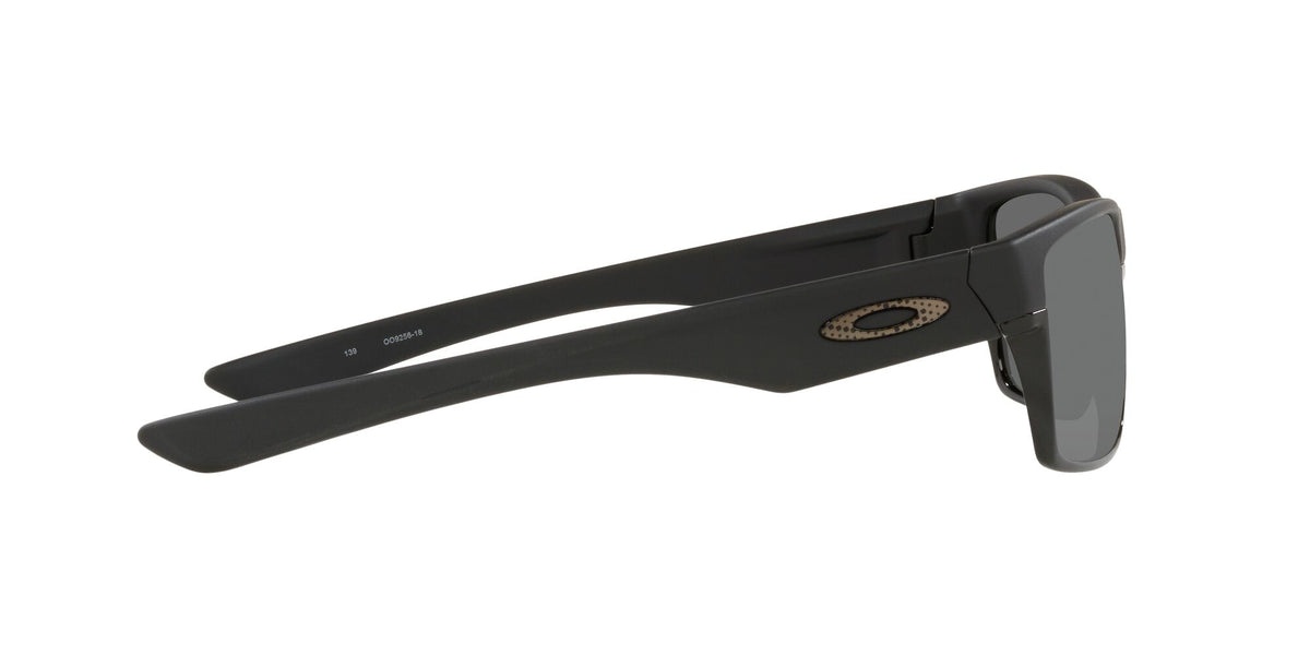 OO 9256 Oakley Twoface (A) Matte Black / Prizm Black 60 60 / Polycarbonate / O_matter / Molded